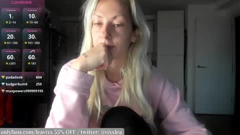 LeaVixx online show from 3, 11, 2025