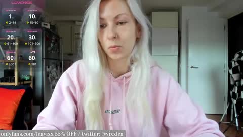 LeaVixx online show from 15, 12, 2025