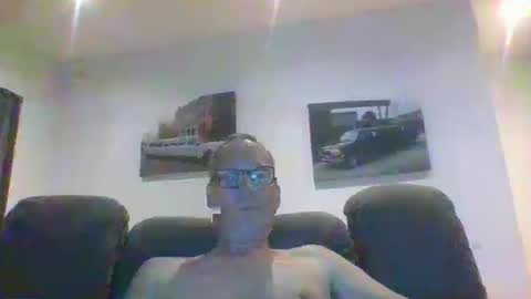 Snapshot of levensgenieters2 chatting on 8, 3, 2026 levensgenieters2 online show from 8, 3, 2026