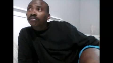 Snapshot of lewinskytheone chatting on 18, 12, 2025 lewinskytheone online show from 18, 12, 2025