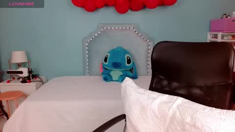 Snapshot of lexalove_doll chatting on 18, 9, 2025 Lexas Room online show from 18, 9, 2025