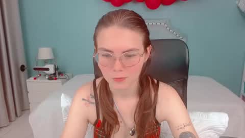 Snapshot of lexalove_doll chatting on 30, 9, 2025 Lexas Room online show from 30, 9, 2025