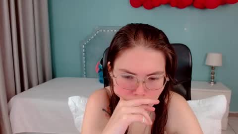 Snapshot of lexalove_doll chatting on 21, 10, 2025 Lexas Room online show from 21, 10, 2025