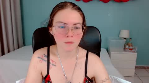 Snapshot of lexalove_doll chatting on 23, 10, 2025 Lexas Room online show from 23, 10, 2025