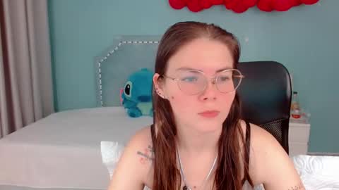 Snapshot of lexalove_doll chatting on 24, 10, 2025 Lexas Room online show from 24, 10, 2025