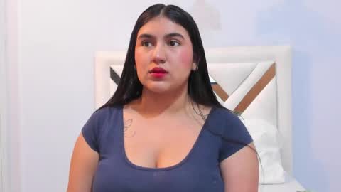 Snapshot of lexi_bloom chatting on 15, 4, 2026 Gabrielle online show from 15, 4, 2026