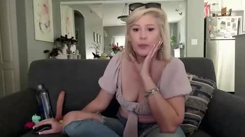 Lexi online show from 12, 1, 2026