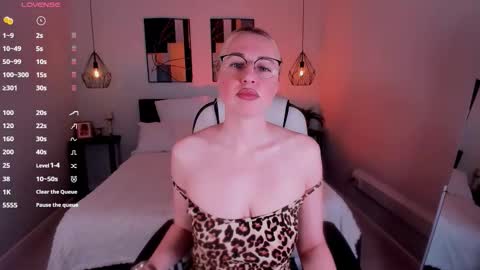 Lexy - Follow me online show from 2, 12, 2025
