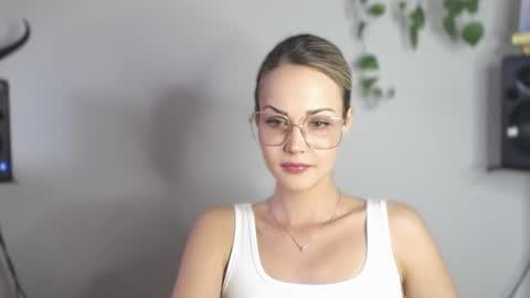 Lexie online show from 12, 2, 2025