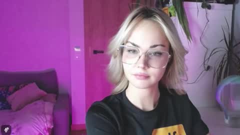 Lexie online show from 3, 2, 2026