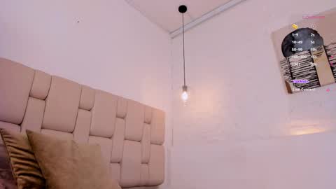 Lexie  online show from 19, 2, 2025