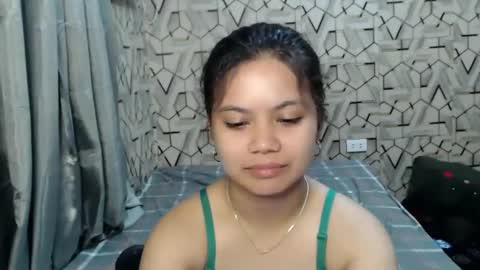 Snapshot of lexielar chatting on 4, 3, 2025 LEXIE online show from 4, 3, 2025