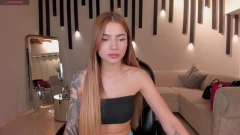 Snapshot of lexiewayne chatting on 5, 3, 2025 Lexie online show from 5, 3, 2025