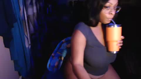 Snapshot of lexijaynex chatting on 6, 1, 2025 LEXIJAYNE online show from 6, 1, 2025