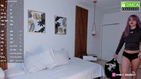 Snapshot of lexirouge_ chatting on 12, 10, 2025 LEXI ROUGE online show from 12, 10, 2025