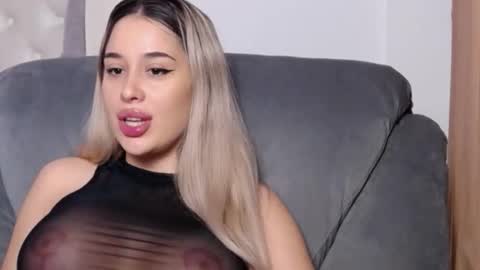 Lexxyselena online show from 14, 9, 2025