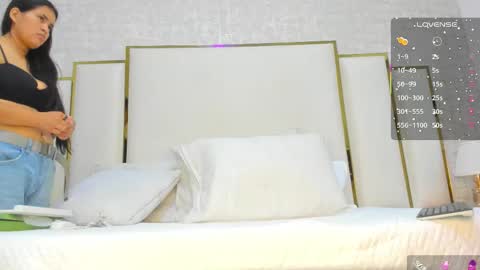 Snapshot of lexy_and_mia chatting on 14, 9, 2025 lexy and mia online show from 14, 9, 2025