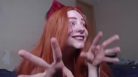 Snapshot of lexy_l0vy chatting on 31, 10, 2025 LexxxY online show from 31, 10, 2025