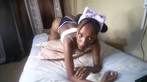 Snapshot of lexy_sky1 chatting on 11, 11, 2025 Lexy online show from 11, 11, 2025