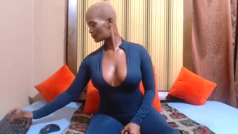 Silindile Caroline Madlala online show from 15, 1, 2026
