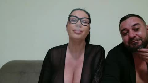 Snapshot of leya_nicholls chatting on 19, 12, 2025 Leya online show from 19, 12, 2025