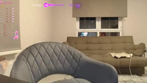 Snapshot of leyaloveee chatting on 8, 3, 2025 Your Leya online show from 8, 3, 2025