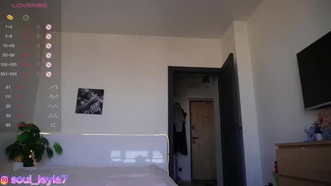 Leyla ly Ill be here Tuesday Thursday Friday Saturday Sunday online show from 17, 10, 2025