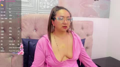 Leyla smithh online show from 28, 9, 2025