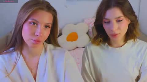 Snapshot of leylalin chatting on 18, 7, 2026 Leila online show from 18, 7, 2026