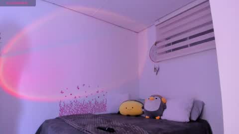 Snapshot of leyre_lerr chatting on 19, 2, 2025 Jessica online show from 19, 2, 2025