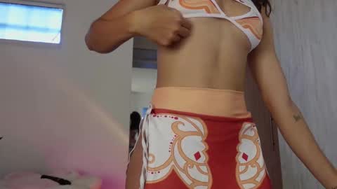 Snapshot of leyre_lerr chatting on 25, 10, 2025 Jessica online show from 25, 10, 2025