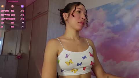 Snapshot of leyre_lerr chatting on 28, 11, 2025 Jessica online show from 28, 11, 2025