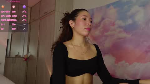 Snapshot of leyre_lerr chatting on 4, 12, 2025 Jessica online show from 4, 12, 2025