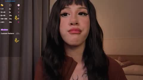 Snapshot of lezy_liza chatting on 28, 11, 2025 Lisa online show from 28, 11, 2025