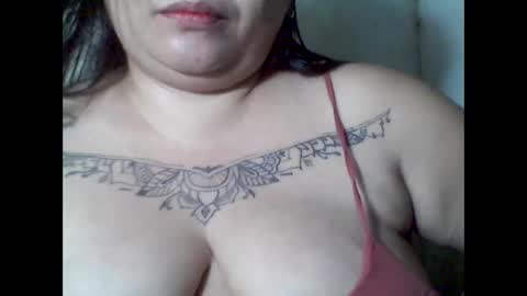 Snapshot of lhiannash33 chatting on 11, 11, 2025 lhiannash33 online show from 11, 11, 2025