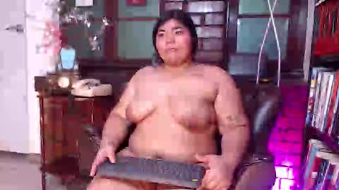 Snapshot of li_arellano chatting on 11, 11, 2025 li_arellano online show from 11, 11, 2025