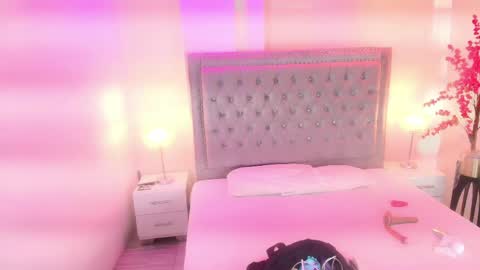 Lia  online show from 29, 5, 2026