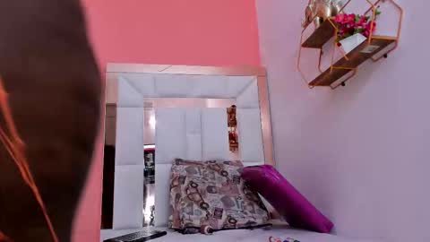 Snapshot of lia_antonella69 chatting on 20, 11, 2025 karol online show from 20, 11, 2025