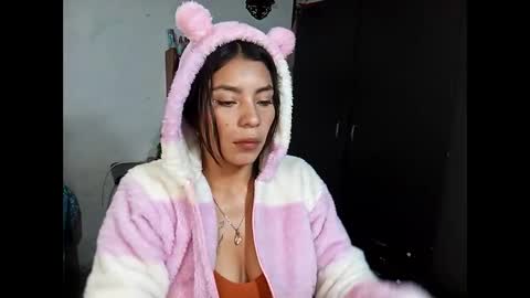 Snapshot of lia_hottie chatting on 13, 12, 2024 Lia online show from 13, 12, 2024