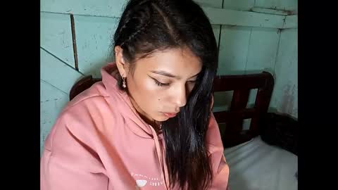 Snapshot of lia_hottie chatting on 30, 12, 2024 Lia online show from 30, 12, 2024