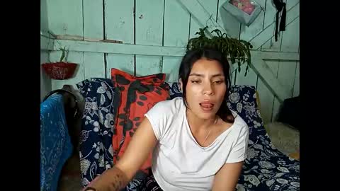 Snapshot of lia_hottie chatting on 10, 1, 2025 Lia online show from 10, 1, 2025