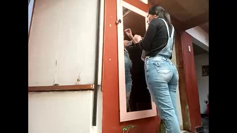 Snapshot of lia_hottie chatting on 28, 1, 2025 Lia online show from 28, 1, 2025