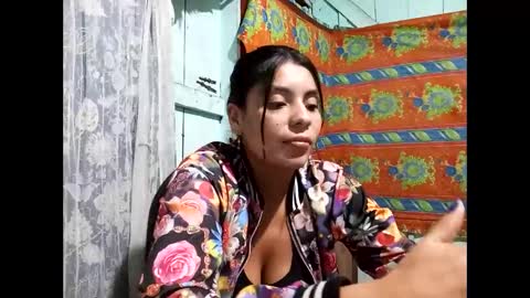 Snapshot of lia_hottie chatting on 6, 11, 2025 Lia online show from 6, 11, 2025