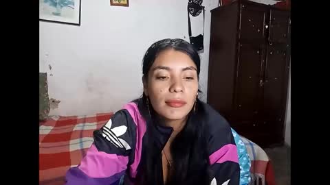 Snapshot of lia_hottie chatting on 5, 12, 2025 Lia online show from 5, 12, 2025