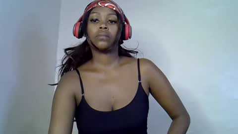 Snapshot of lia_jupiter1 chatting on 21, 10, 2025 lia online show from 21, 10, 2025