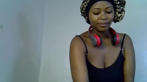 Snapshot of lia_jupiter1 chatting on 22, 10, 2025 lia online show from 22, 10, 2025