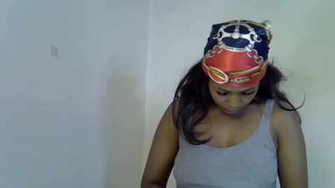 Snapshot of lia_jupiter1 chatting on 23, 10, 2025 lia online show from 23, 10, 2025