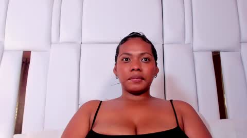 Snapshot of lia_mariana chatting on 16, 1, 2025 lia_mariana online show from 16, 1, 2025