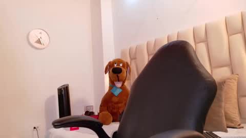 Snapshot of lia_mariana chatting on 16, 9, 2025 lia_mariana online show from 16, 9, 2025