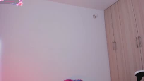 Little Queen Lia  online show from 7, 2, 2025